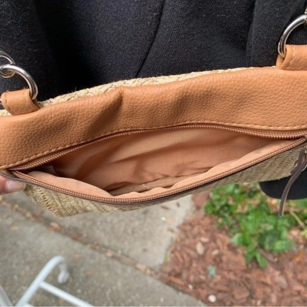 ***SOLD***ROSETTI Straw Crossbody Small Bag Purse Beige - Picture 7 of 7